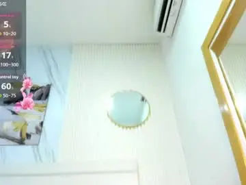 Violetthorny  live sex cam