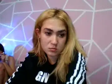 Alexandra_paris21  live sex cam