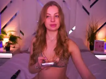 Angelleyess  live sex cam