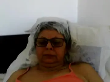 Blackwidow05  live sex cam