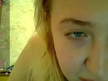 Debora_lissa  live sex cam