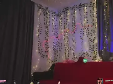 Howtomeow  live sex cam