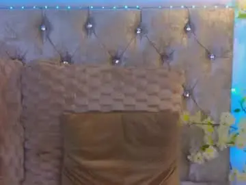 Izabellle02  live sex cam