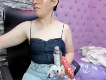 Julietta_rouss  live sex cam