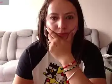 Kattie_love  live sex cam
