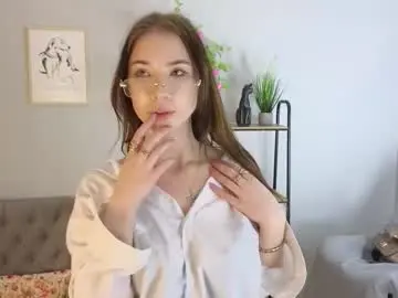 Kira_mac  live sex cam