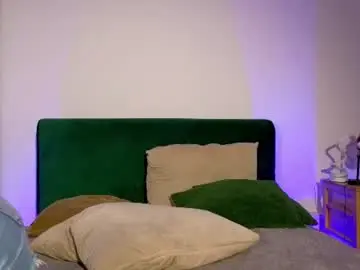 Kitty_prettyy  live sex cam