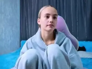 Laurenasimpkin  live sex cam