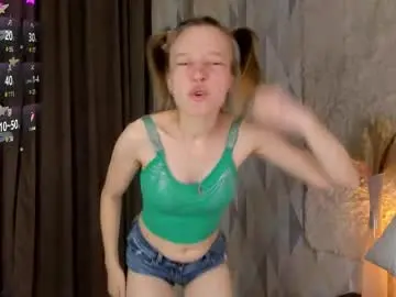 Lissa_kitsune  live sex cam