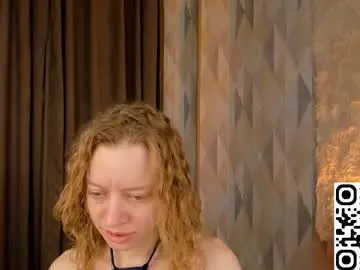 Lissa_kitsune  live sex cam