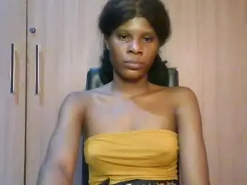 Luckymadequeen  live sex cam
