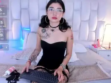 Ravenblair_  live sex cam
