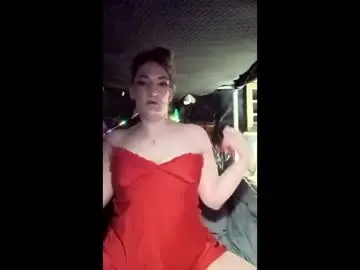 Sexynatvdoll694u  live sex cam