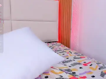 Aggy_castel  live sex cam