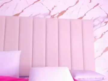 Aggy_castel  live sex cam