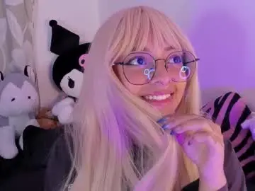 Akarineko  live sex cam