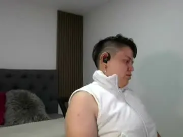 Bug2025  live sex cam