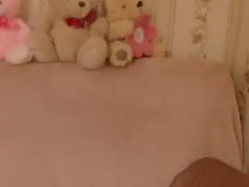 Candylady13  live sex cam