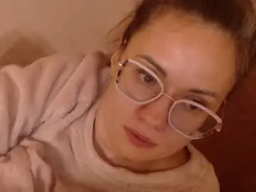 Candylady13  live sex cam
