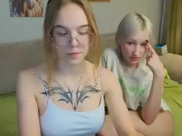 Chrome_nova  live sex cam