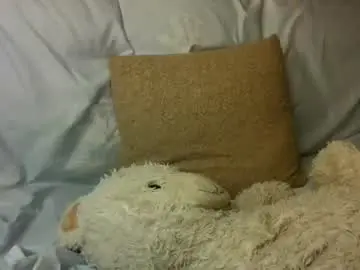 Creamyy_pussy  live sex cam