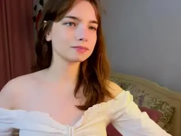 Evi_brook  live sex cam