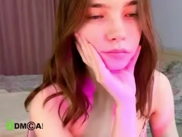 Evi_brook  live sex cam