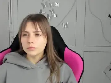 Hiddenmellow  live sex cam