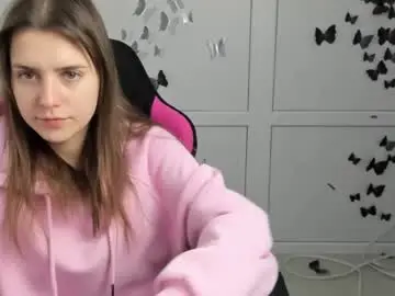 Hiddenmellow  live sex cam