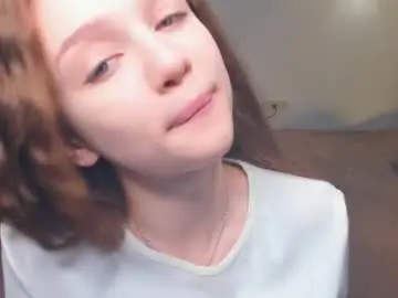 Hwadwellingham  live sex cam