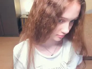 Hwadwellingham  live sex cam