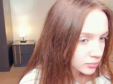 Hwadwellingham  live sex cam