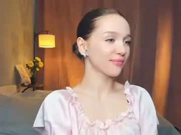 Hwadwellingham  live sex cam
