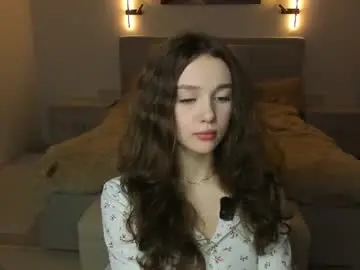 Hwadwellingham  live sex cam