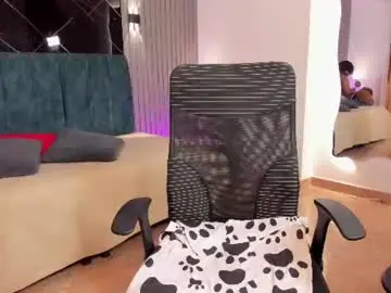 Lunna_rohuse  live sex cam