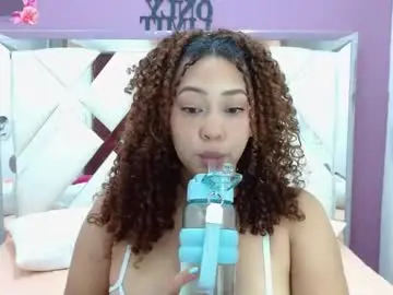Rebecca_mils  live sex cam