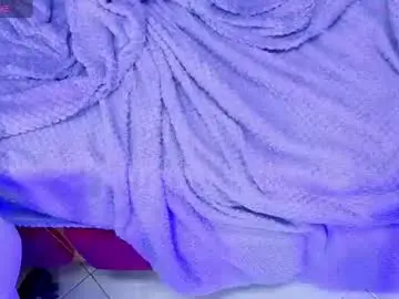 Sukinyra  live sex cam