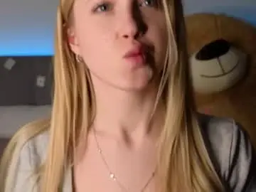 Adele_armas  live sex cam