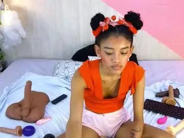 Adisson_petite1  live sex cam