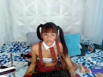 Adisson_petite1  live sex cam