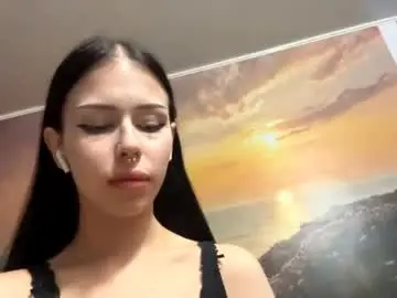 Ameehughart  live sex cam