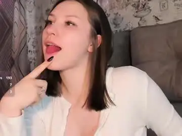 Annenextdoor  live sex cam