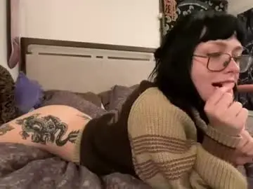 Bbycris03  live sex cam