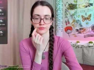 Bellacatlovesmeat  live sex cam