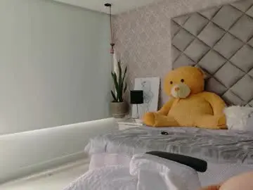 Caro_adams1  live sex cam