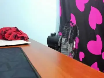 Denise_babe_  live sex cam