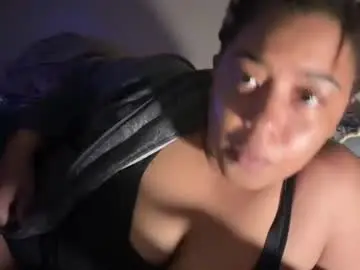 Dove_love22  live sex cam
