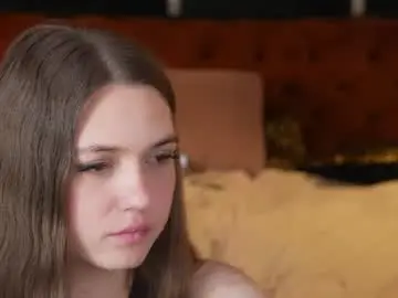 Grace054  live sex cam