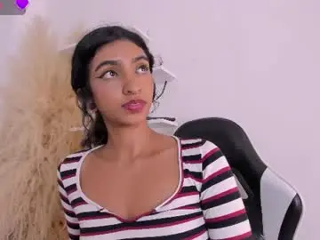 Hottie_veronica  live sex cam