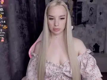 Kirakrox  live sex cam